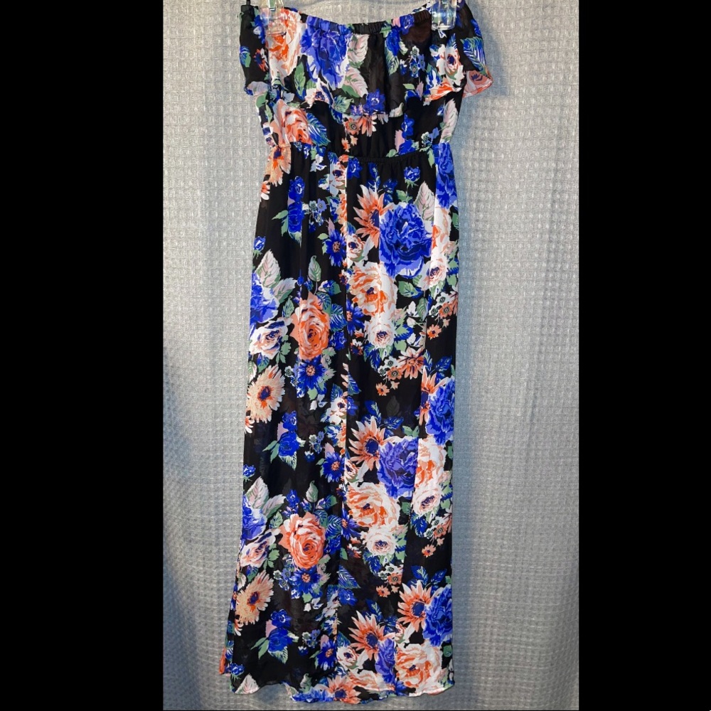*Forever 21 Floral Maxi Dress Size-M